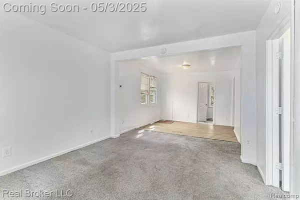 21715 NEVADA Avenue, Eastpointe, MI 48021