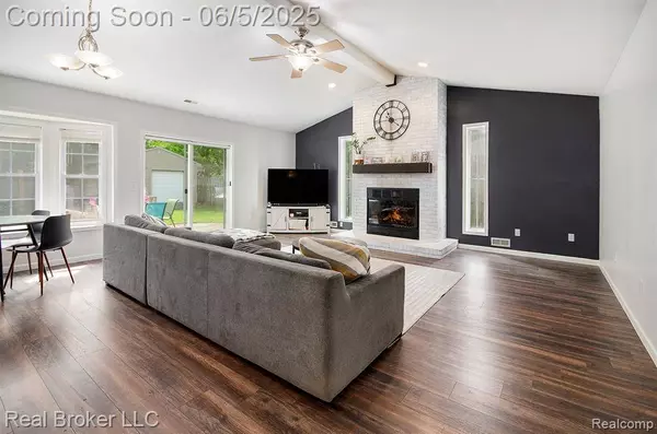 18624 Irving Street, Livonia, MI 48152