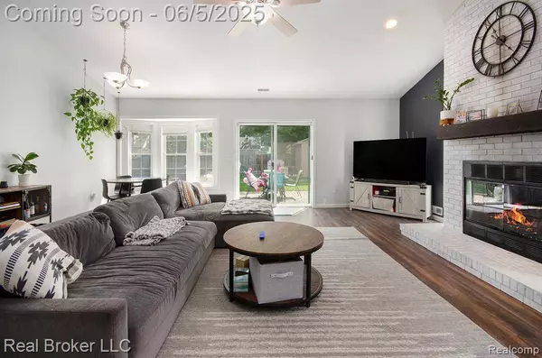 18624 Irving Street, Livonia, MI 48152