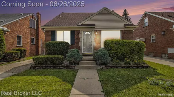 9269 Hubert Avenue, Allen Park, MI 48101