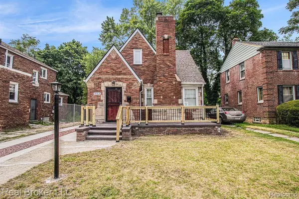 15763 Mansfield Street, Detroit, MI 48227