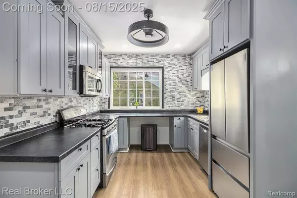 20031 Hawthorne Street, Highland Park, MI 48203