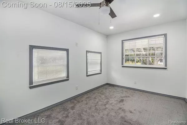 20031 Hawthorne Street, Highland Park, MI 48203