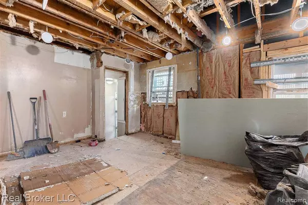 19922 Stahelin Avenue, Detroit, MI 48219