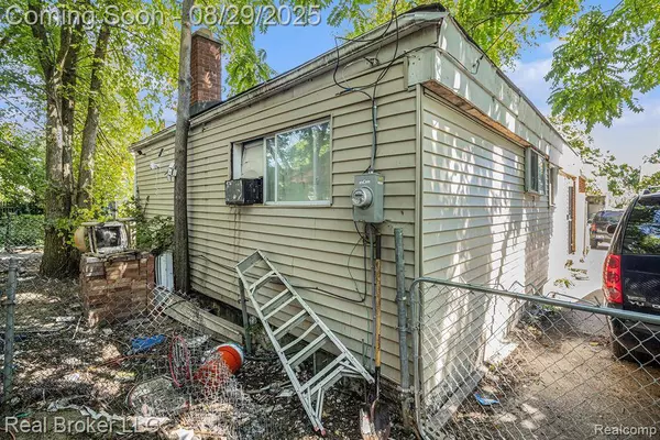 18865 Lamont Street, Detroit, MI 48234