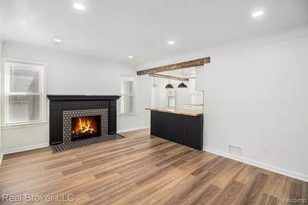 14531 Whitcomb Street, Detroit, MI 48227