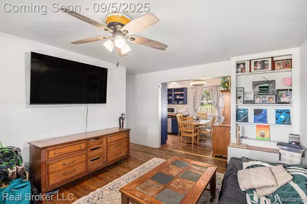 2609 15th Avenue, Port Huron, MI 48060