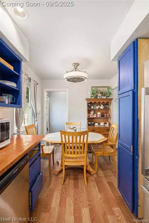 2609 15th Avenue, Port Huron, MI 48060