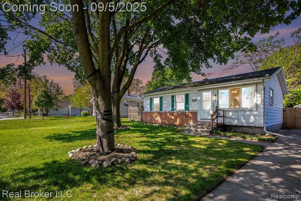 2609 15th Avenue, Port Huron, MI 48060