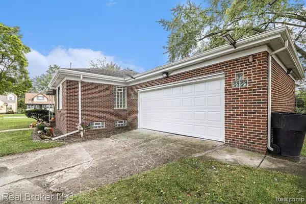 14480 Wade Street, Detroit, MI 48213