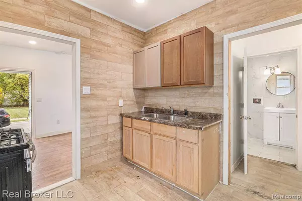 2285-2291 Alice Street, Hamtramck, MI 48212