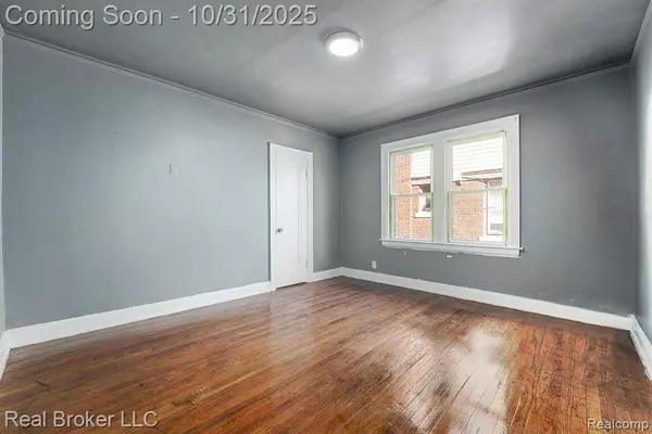 12086 Glenfield Street, Detroit, MI 48213