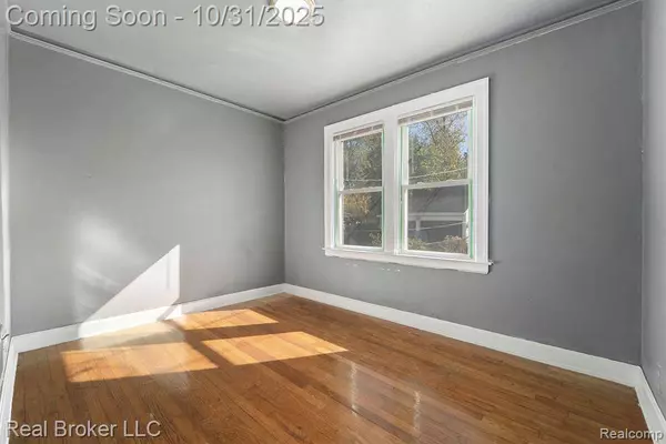 12086 Glenfield Street, Detroit, MI 48213