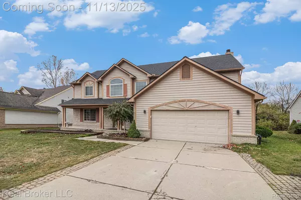 24403 Elmhurst AVE, Farmington Hills, MI 48336