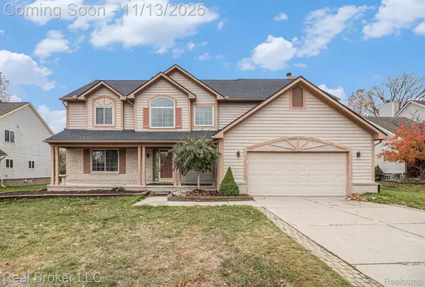 24403 Elmhurst AVE, Farmington Hills, MI 48336