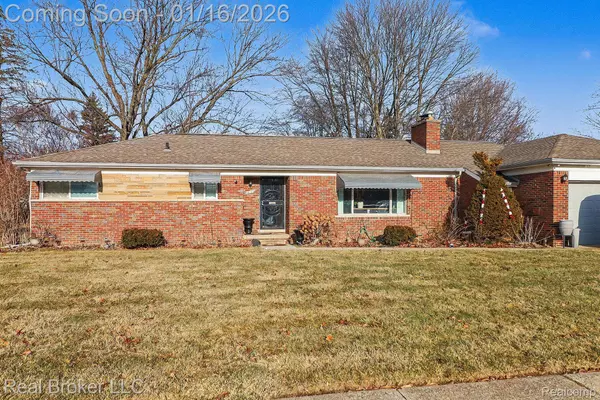 19115 Old Homestead DR, Harper Woods, MI 48225