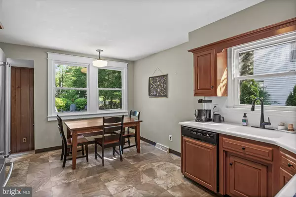 9 LENAPE TRL, Wenonah, NJ 08090