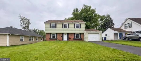 40 MARSHAL LN, Willingboro, NJ 08046