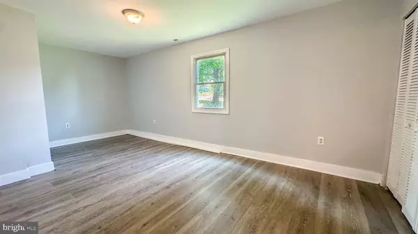 61 PINAFORE LN, Willingboro, NJ 08046