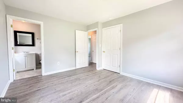 61 PINAFORE LN, Willingboro, NJ 08046