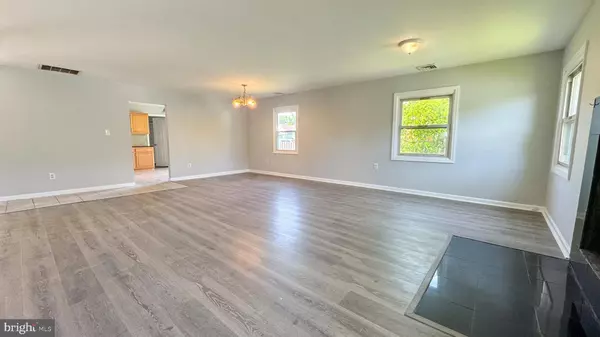 61 PINAFORE LN, Willingboro, NJ 08046