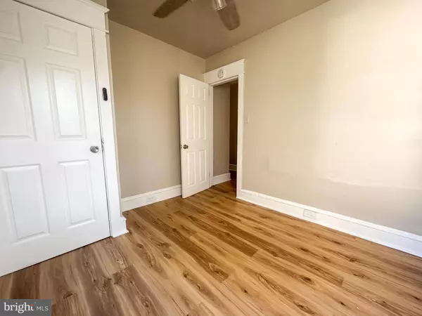 27-29 E ADAMS ST, Paulsboro, NJ 08066