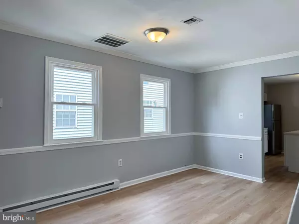 43 CHURCH ST, Mount Holly, NJ 08060