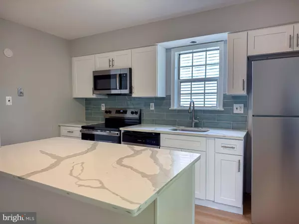 43 CHURCH ST, Mount Holly, NJ 08060