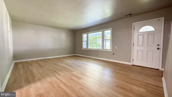 31 ENDERLY LN, Willingboro, NJ 08046