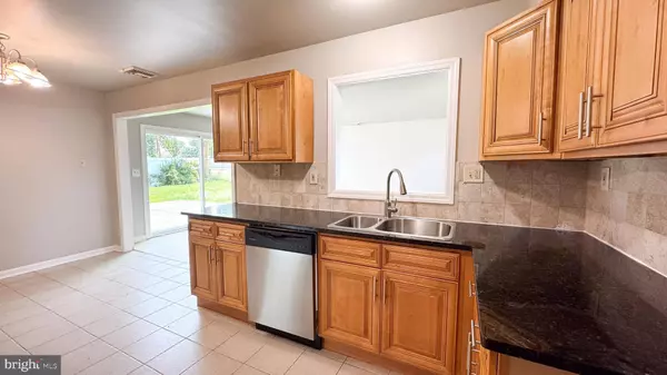 31 ENDERLY LN, Willingboro, NJ 08046