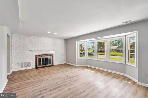 11 WELDON LN, Willingboro, NJ 08046