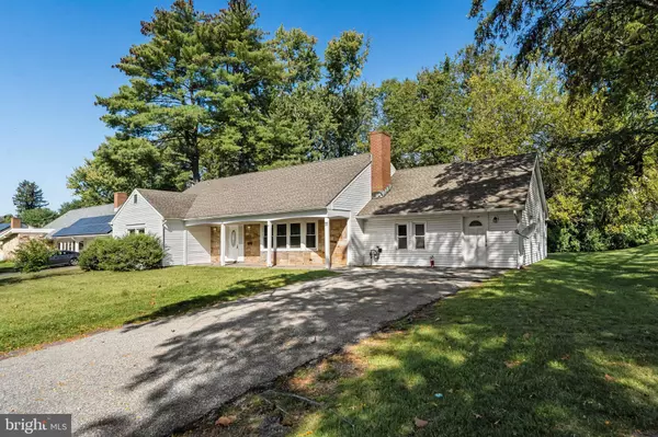 11 WELDON LN, Willingboro, NJ 08046