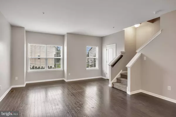 33 IRON GATE RD, Sicklerville, NJ 08081