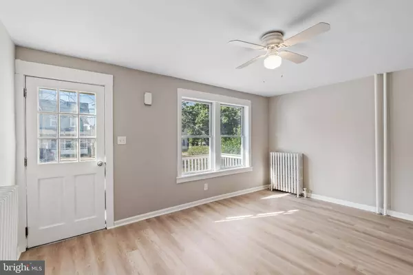 1602 KINGS HWY, Swedesboro, NJ 08085