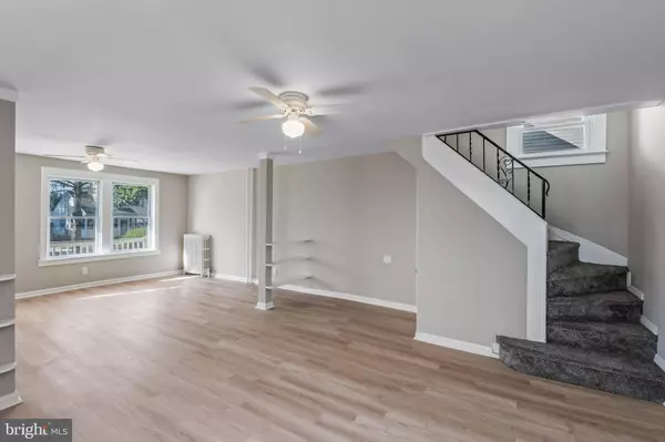 1602 KINGS HWY, Swedesboro, NJ 08085