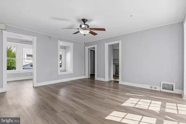 76 WEST AVE, Woodstown, NJ 08098