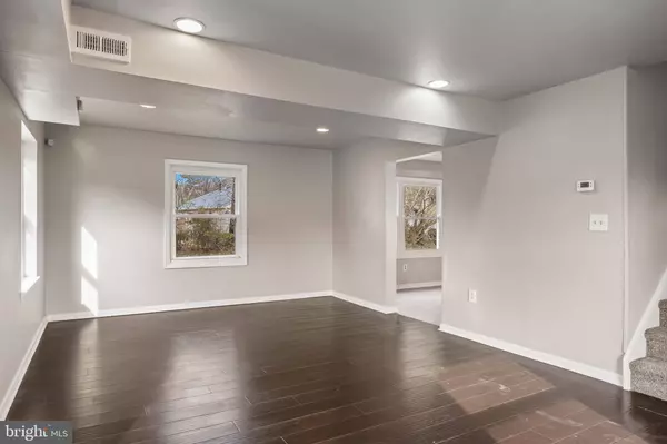 15 MARBLESTONE LN, Willingboro, NJ 08046