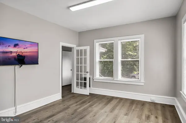 517 WHITE HORSE PIKE, Haddon Heights, NJ 08035