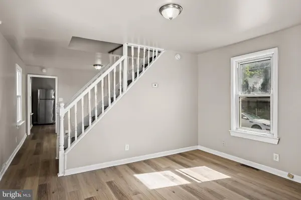 28 W MONROE ST, Paulsboro, NJ 08066