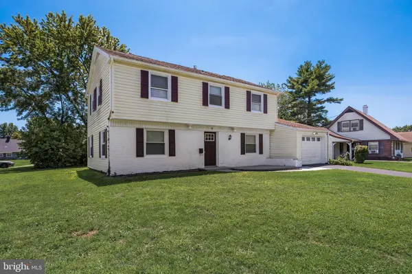 62 BRIERDALE LN, Willingboro, NJ 08046