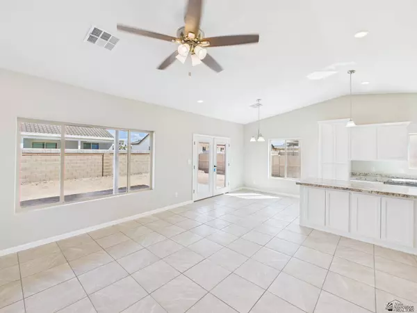 11751 Kofa St, Wellton, AZ 85356