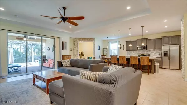 2541 SW 32nd LN, Cape Coral, FL 33914