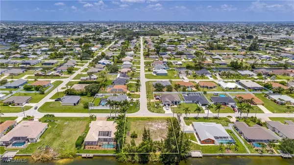 1318 SW 4th AVE, Cape Coral, FL 33991