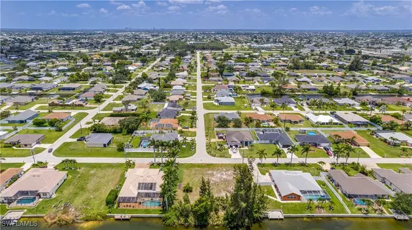 1318 SW 4th AVE, Cape Coral, FL 33991