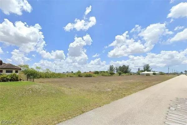 2231 NW 7th AVE, Cape Coral, FL 33993