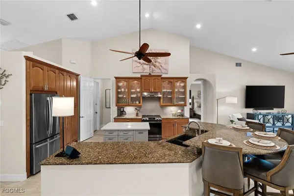 1924 SW 17th PL, Cape Coral, FL 33991