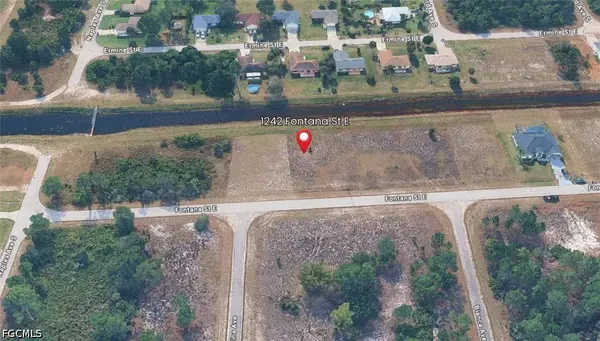 1242 Fontana ST E, Lehigh Acres, FL 33974