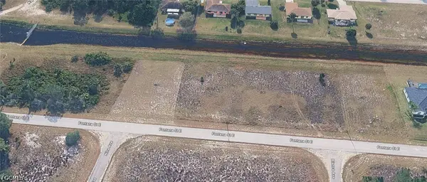 1242 Fontana ST E, Lehigh Acres, FL 33974