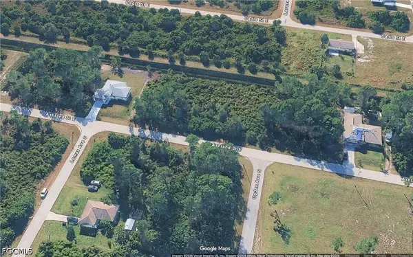 718 Ashland ST E, Lehigh Acres, FL 33974