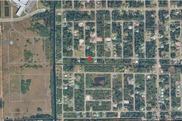 718 Ashland ST E, Lehigh Acres, FL 33974